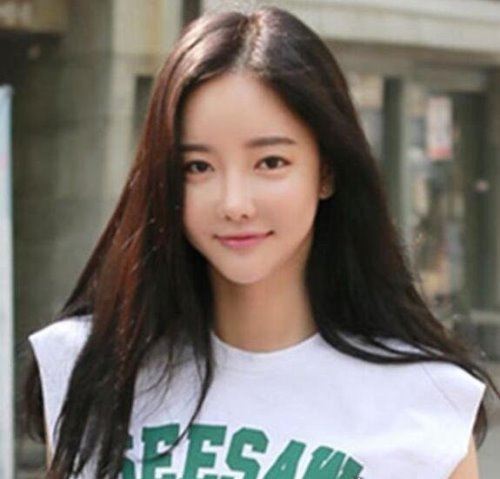 韩国潘南荃网红现状 脸上从未停止过动刀(现成baby二代)