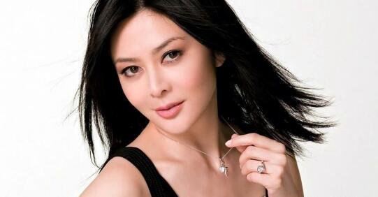 关之琳高尔夫球事件真相 下体塞2个高尔夫球狂赚2千万