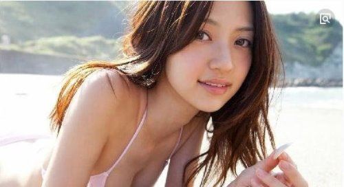 挤奶门事件图片 90后美女挤奶喂狗惊呆网友(疑造假)