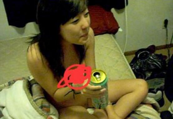 上海建桥女王美莼事件 遭前男友报复被曝光啪啪啪照片