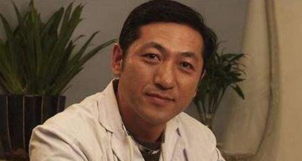 不再和赵本山合作 二奎扮演者怎么消失了（背后原因复杂）