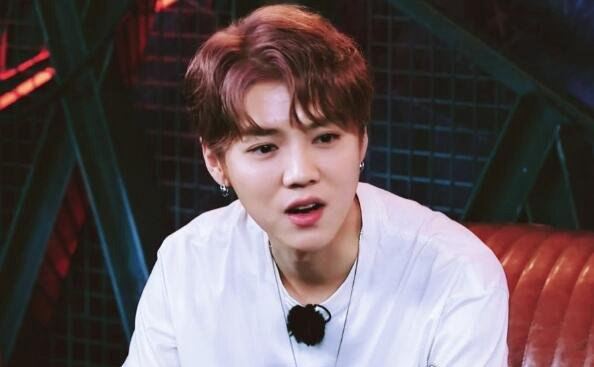 鹿晗吸毒图片根本不存在 疑似SM娱乐公司诋毁造谣行为