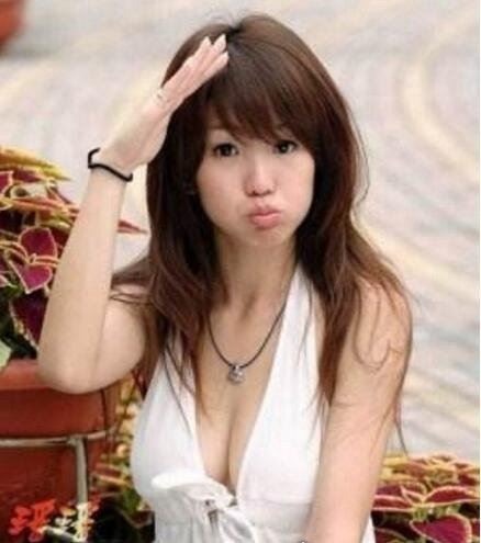 中国十大乳神排行榜 最美乳神是樊玲(喷血写真图)