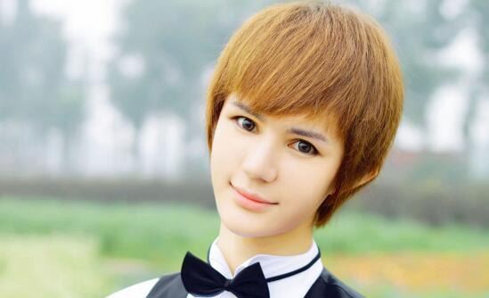 马里山整容前后对比照片 世界第一美男竟是变性人