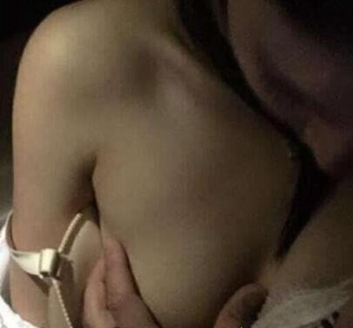 南宁捡尸门大尺度照片曝光 女子醉酒惨遭扒衣拍照