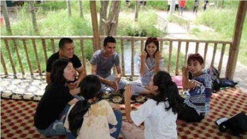 30道真心话劲爆污问题 最喜欢的姿势是哪一种(问到你脸红)