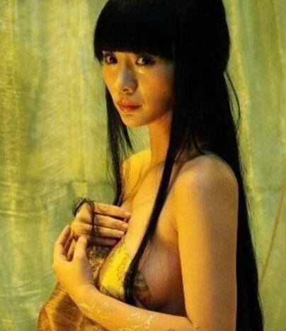 国内外十大豪放女明星走光图片 故意走光给你看