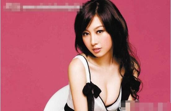 樊少皇老婆贾晓晨疑似小三上位 在三级片中露三点全裸上镜