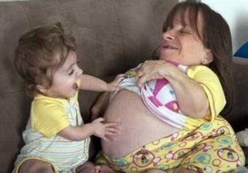 世界最矮的人排名 十大世界最矮袖珍人(最矮一位54.6cm)