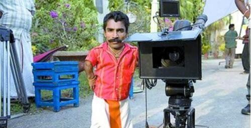 世界最矮的人排名 十大世界最矮袖珍人(最矮一位54.6cm)