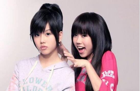 双胞胎组合BY2童年照曝光 超Q萌模样整容成现在的混血儿