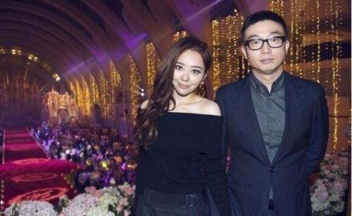 张靓颖乳环照曝光 疑似为了满足冯珂特殊癖好所打