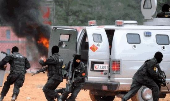 10·28金水桥事件恐怖袭击案 一共有2名群众死亡40人受伤