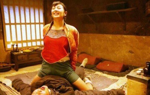 白鹿原中最污的一段 田小娥放荡床戏原文描写