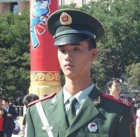 小白杨事件是什么 多年前天涯论坛旧闻(兵哥哥躺枪)