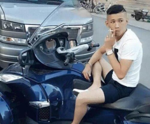 mc天佑一个月能赚多少钱 家庭背景(月入上千万)