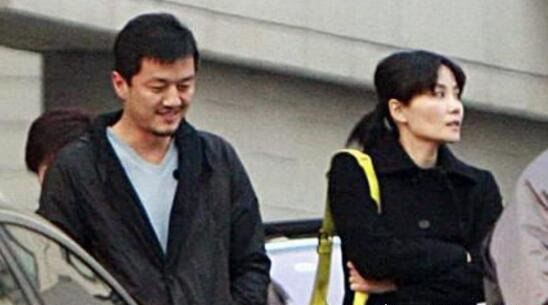 王菲发短信斥责李亚鹏 言辞犀利要你干吗真没用