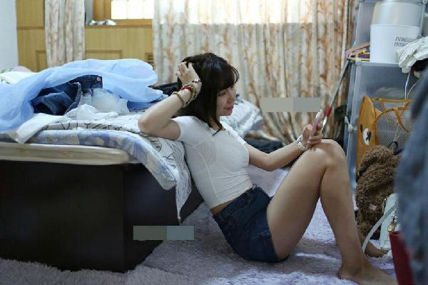 安乐战场余倩雯真的被强暴 曾志伟承认对其霸王硬上弓