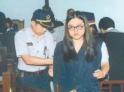 校园杀人溶尸的洪晓慧事件 源于三角恋关系(其实是四角恋)