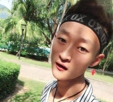 祁天道被警察带走 因涉嫌诈骗700万(对外宣称因病退网)