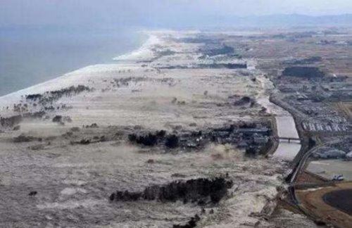 印尼海啸伤亡数据 伤亡人数7202人(死亡430人)