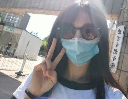 郑爽背后的金主是胡广松吗？