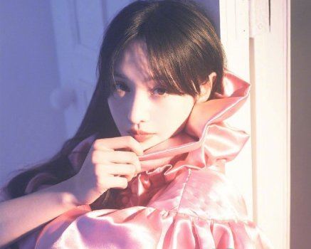 郑爽背后的金主是胡广松吗？