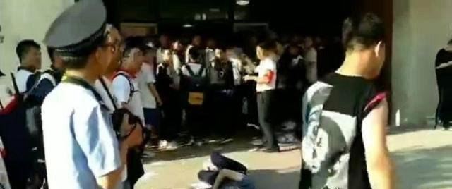 衡水一考生被捅死 一个小矛盾引发惨案(切记！冲动是魔鬼)