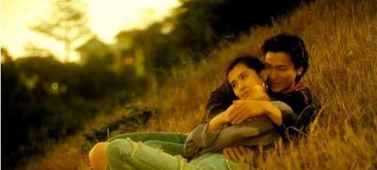 王祖贤老公并不存在 当初贪钱导致如今51岁依旧单身