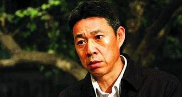 张丰毅老婆霍凡资料介绍 因漂亮被鲁豫夸赞（现已结婚25年）