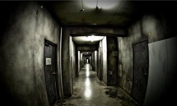 中国最恐怖的鬼屋是哪个 武汉安吉病院(站着进去跪着出来)