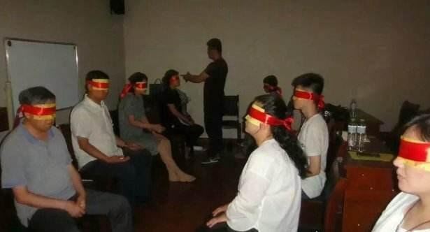 观落阴是什么?"灵魂通灵"和去世的亲人见面(谨慎尝试)