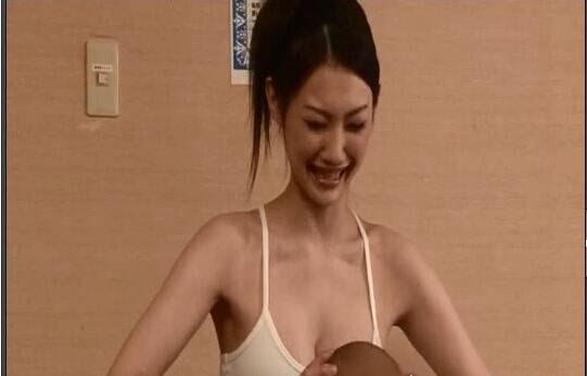 不朽的经典水岛津实三部曲 地铁蓝衣/电梯粉衣/浴室白衣