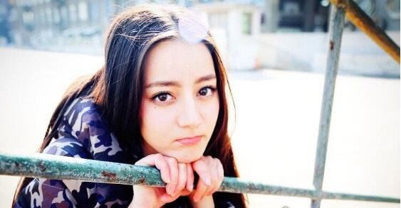 迪丽热巴怀孕大肚照是真的 实际上是剧照被拿来造谣