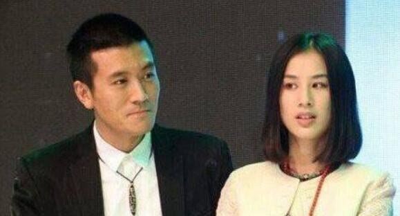 安迪奶奶背景不简单 住的房子像城堡(说话超有底气)