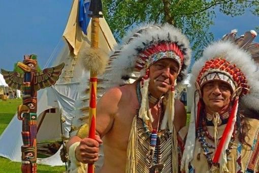 美国印第安人现状是怎样的？印第安大屠杀中幸存的印第安人如今是怎样的？