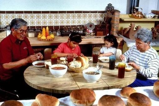 美国印第安人现状是怎样的？印第安大屠杀中幸存的印第安人如今是怎样的？