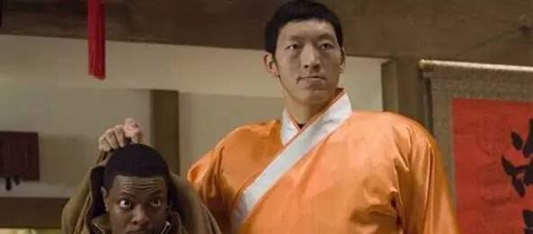 鬼吹灯之精绝古城中的红犼是真人 最后自焚而亡尸骨无存