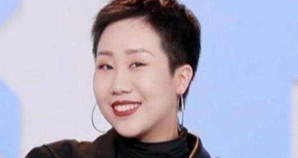 青春有你2热门选手 上官喜爱年龄多大（撞脸范湉湉）