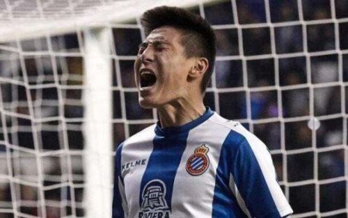 武磊西甲生涯首球诞生 ＂单刀＂门将冷静破门(精彩瞬间)