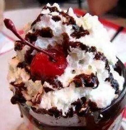 世界上最贵的雪糕 草莓阿诺排名第1(售价140万美元)