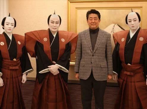 日本歌舞伎等于豪门吗 属于豪门(歌舞伎在日本地位非常高)