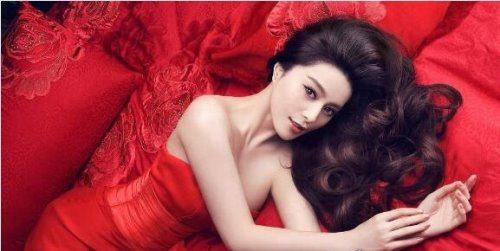 玄学家推算范冰冰前世 竟然是好莱坞巨型杨绿润(假的)