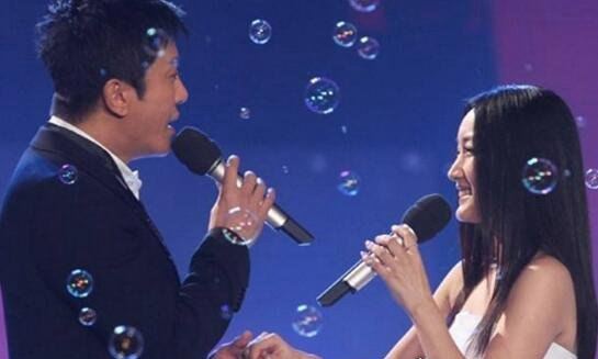 毛宁老婆李静萍是酒吧女 一手捧红毛宁和杨钰莹金童玉女