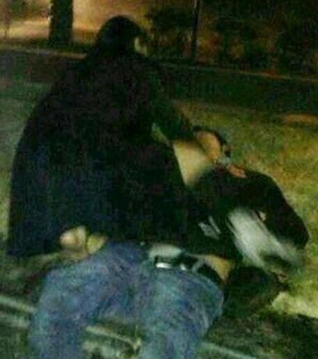 成都桥震门事件竟上演两次 美女醉酒后强行与男子啪啪啪