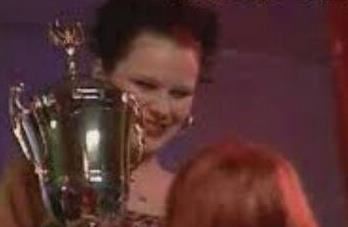 连续与最多人性爱的纪录 美国女子12小时连续与919名男子性爱