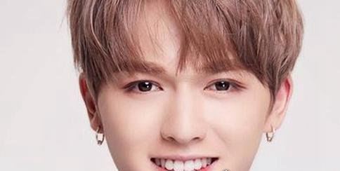 偶像练习生朱正廷年龄有多大 今年22岁的他是里面最大男孩之一