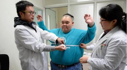中国第一胖梁用减肥160斤 而孙亮真的是被胖死的