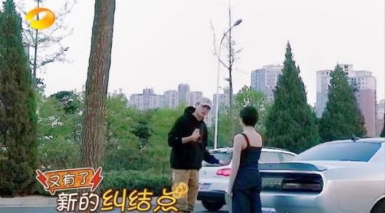 陈小纭前男友是谁？疑似于小彤前女友海陆的老朋友(五阿哥张睿)
