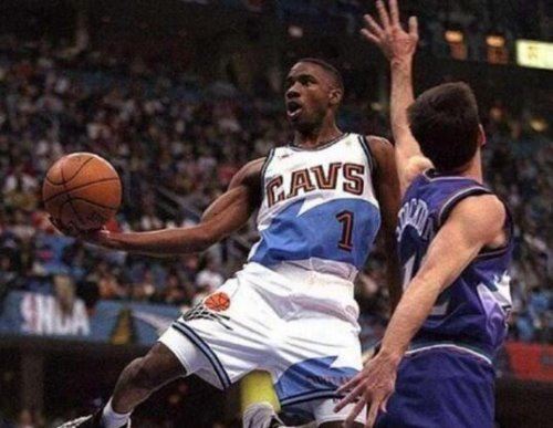 十大nba最矮的球员排行 蒂龙马格西博格斯以1.6米居首位